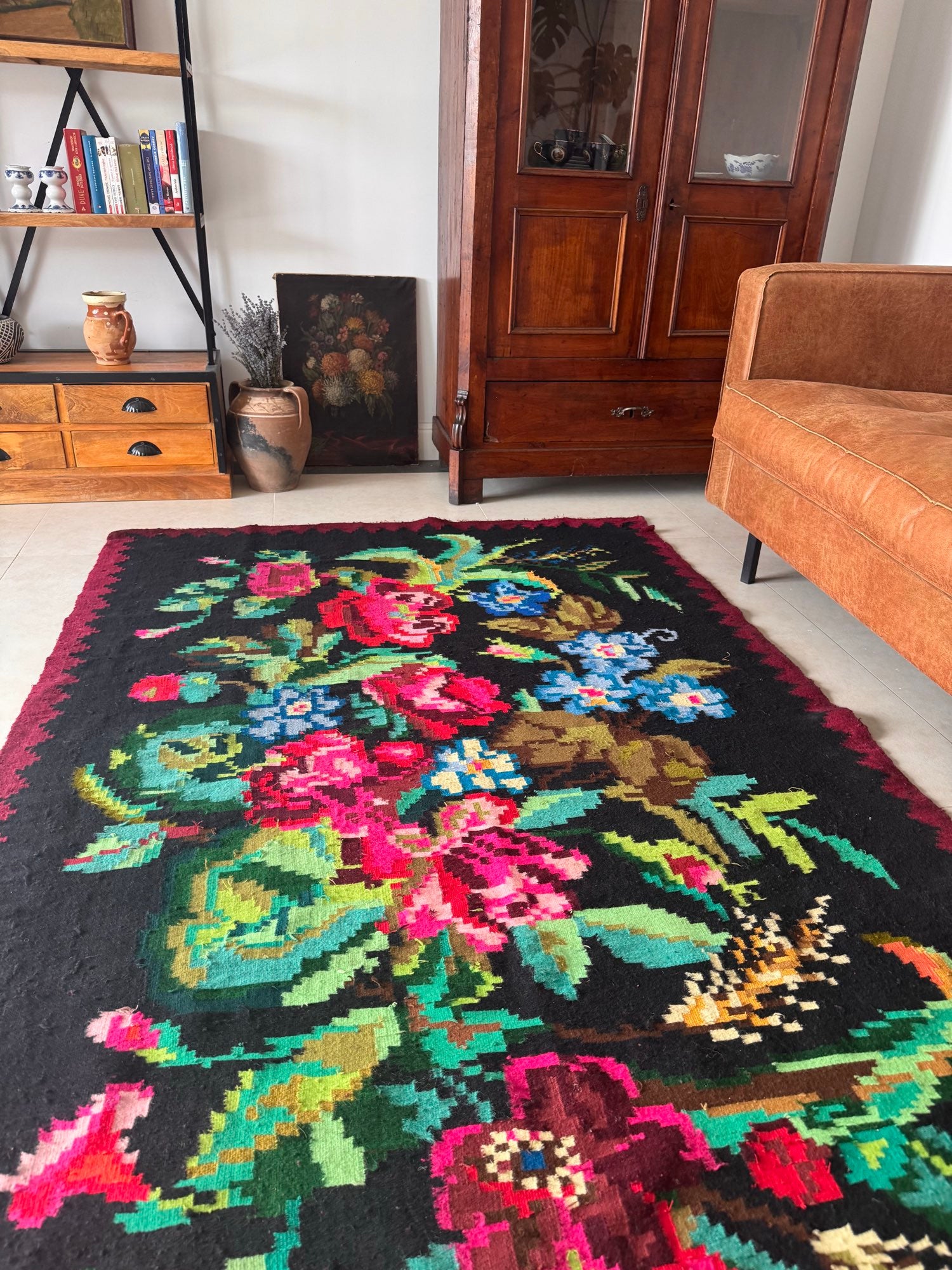Vintage Black Floral Transylvanian Wool Rug, 230x145 cm, view 15