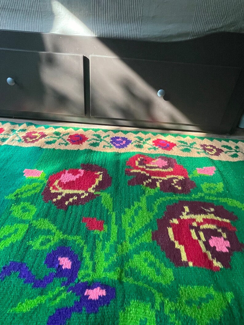 Vintage Green Floral Romanian Wool Rug, 236x166 cm, view 4