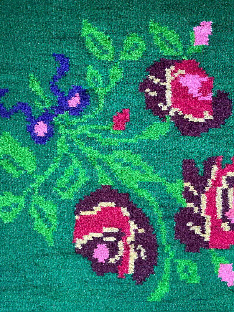 Vintage Green Floral Romanian Wool Rug, 236x166 cm, view 5