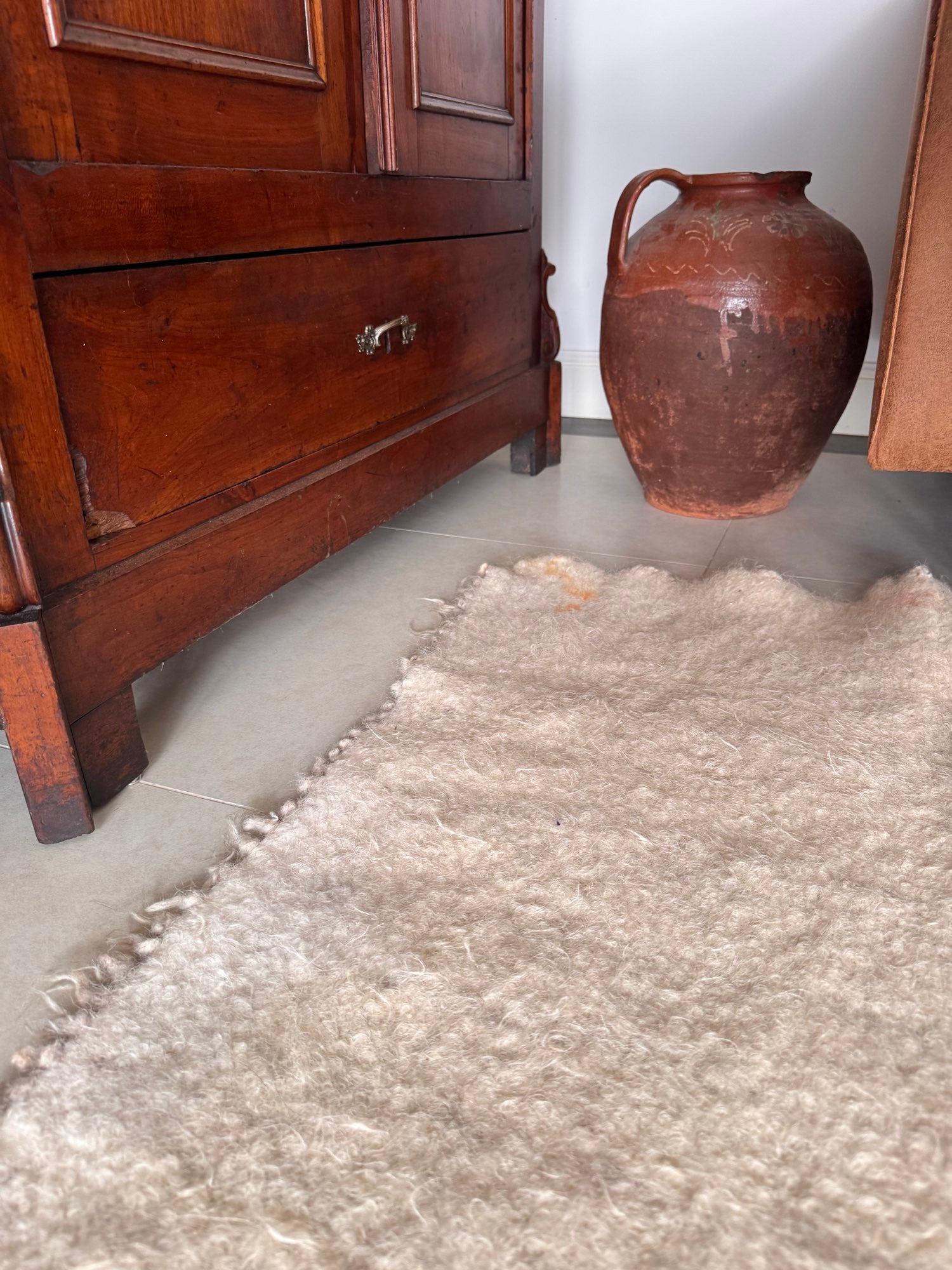 Vintage White Bistrița Wool Rug, 205x175 cm, view 6